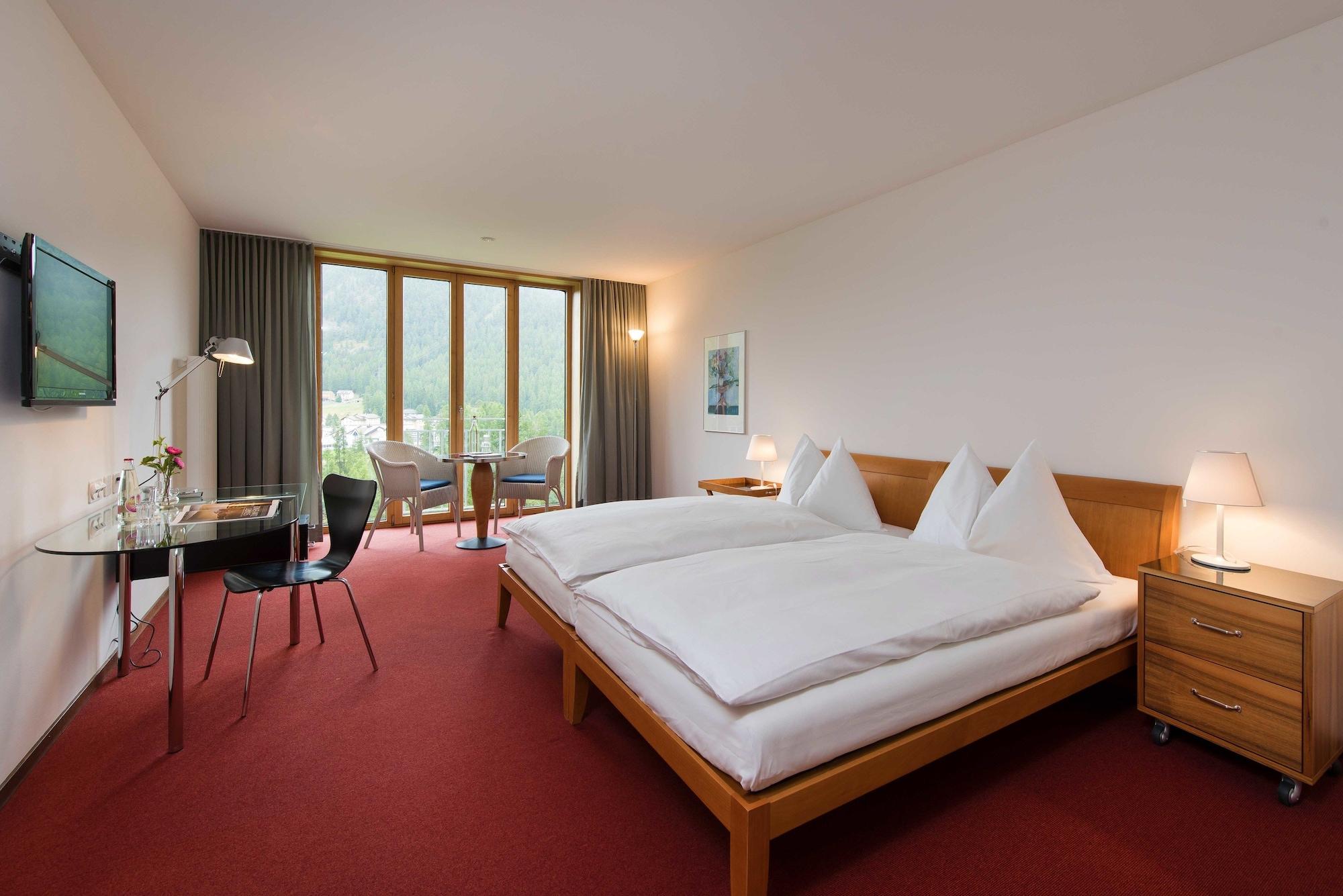 Hotel Saratz Pontresina Bagian luar foto