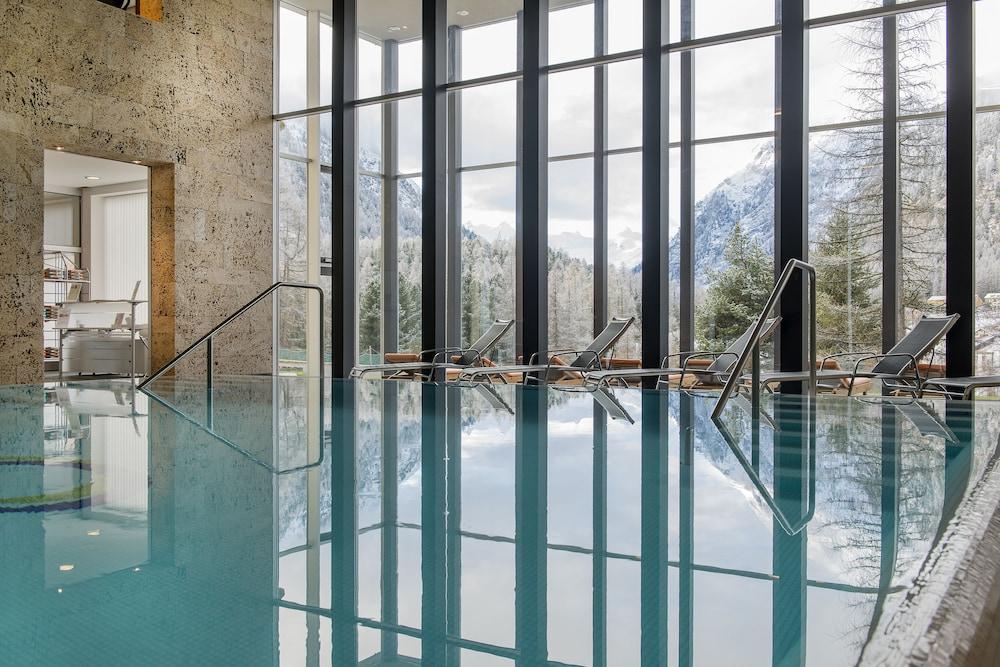 Hotel Saratz Pontresina Bagian luar foto