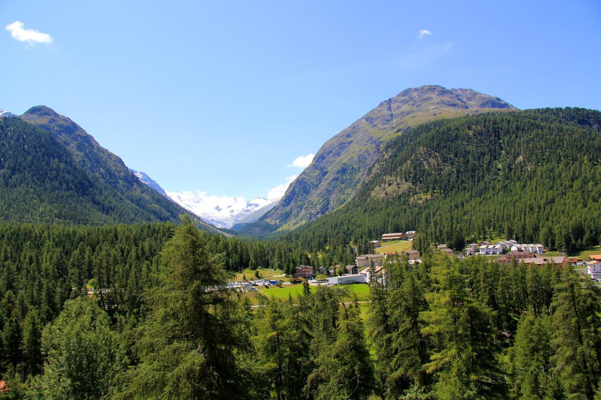 Hotel Saratz Pontresina Bagian luar foto