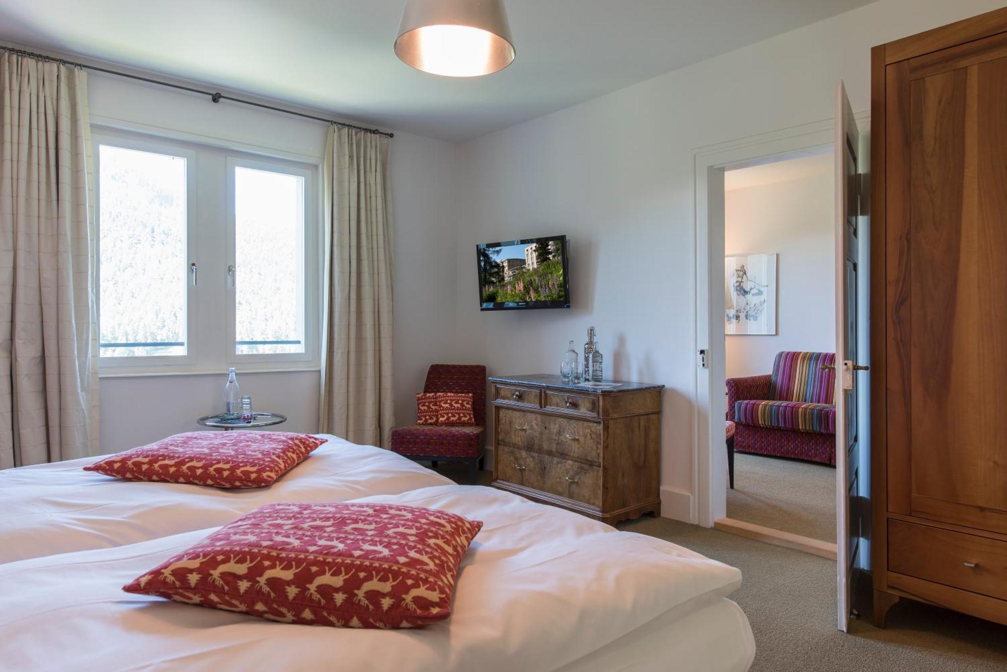 Hotel Saratz Pontresina Bagian luar foto