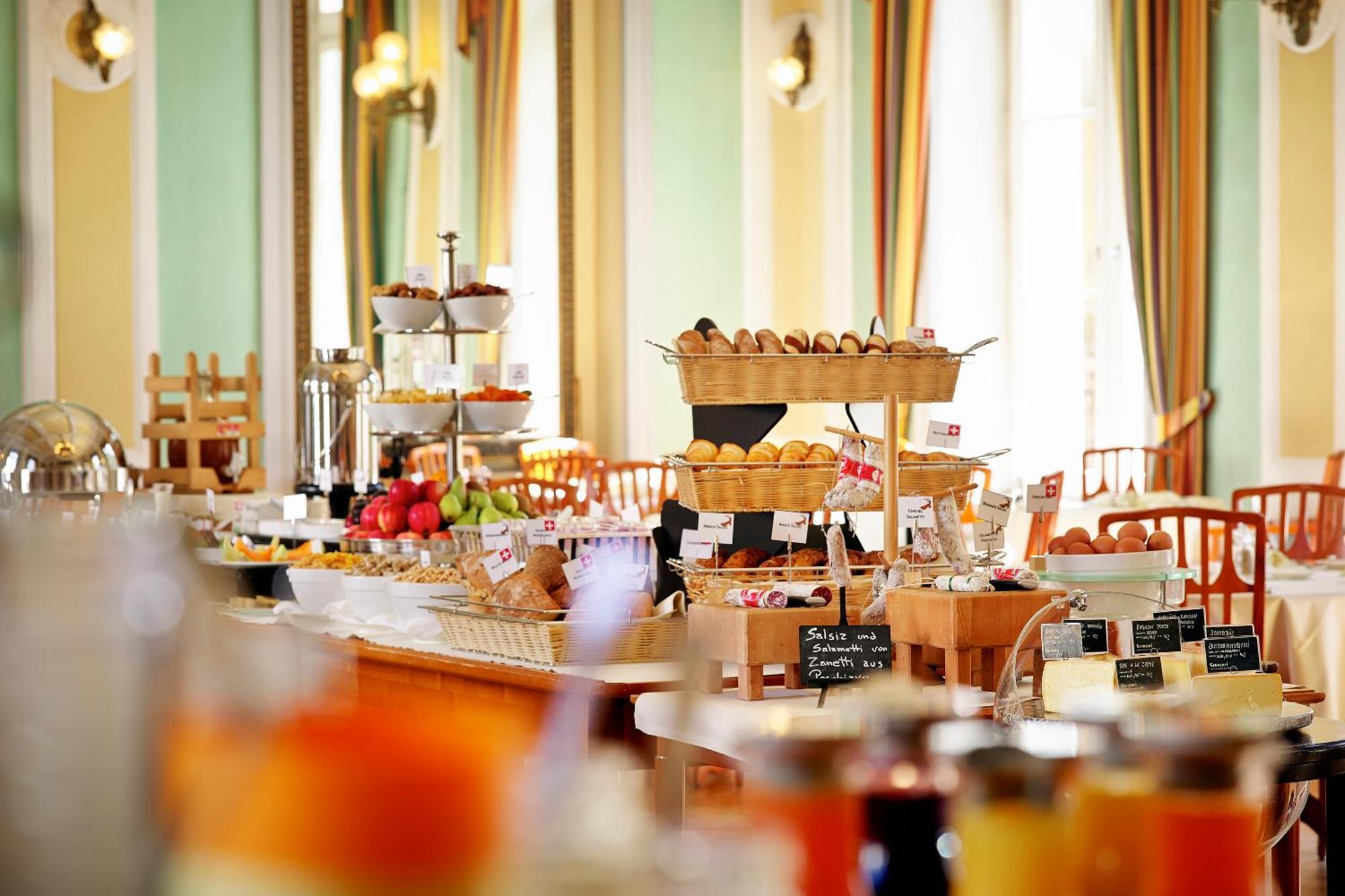Hotel Saratz Pontresina Bagian luar foto