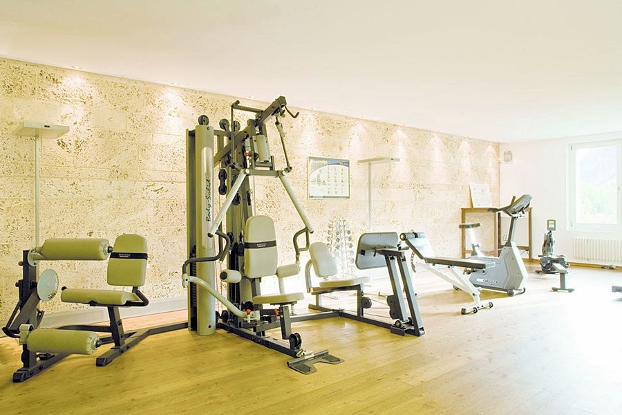 Hotel Saratz Pontresina Bagian luar foto
