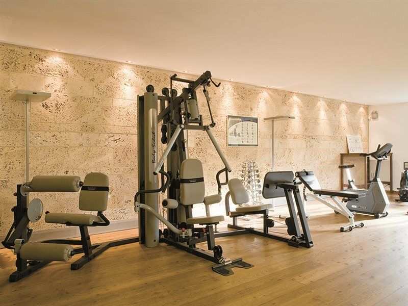 Hotel Saratz Pontresina Bagian luar foto